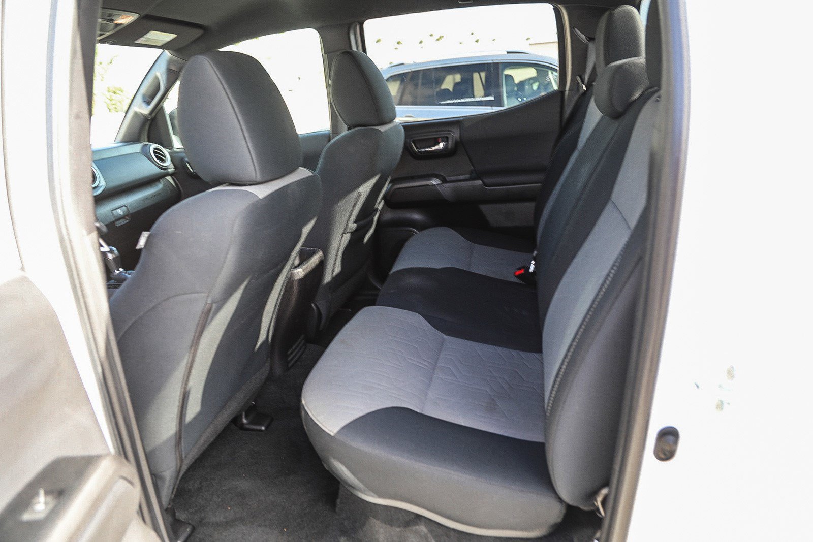 Used 2023 Toyota Tacoma TRD Off-Road AWD/4WD image 18