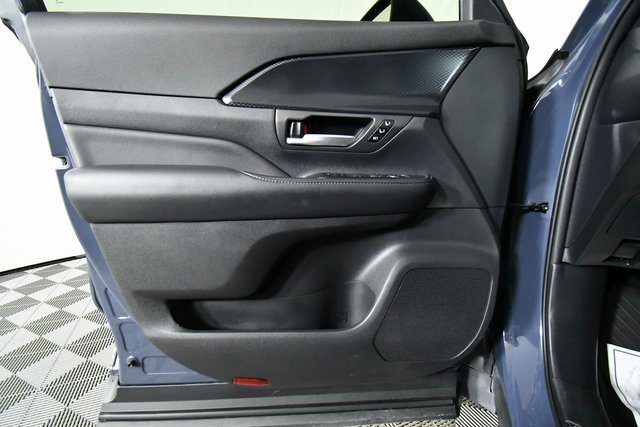 Used 2024 Toyota Grand Highlander AWD Hybrid image 21