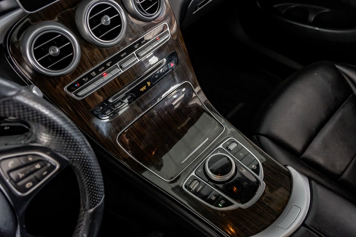 Used 2019 Mercedes-Benz GLC 300 image 26