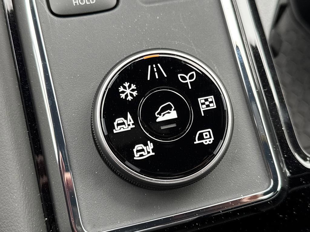 New 2026 Nissan Pathfinder Rock Creek w/ Rock Creek Premium Package image 36