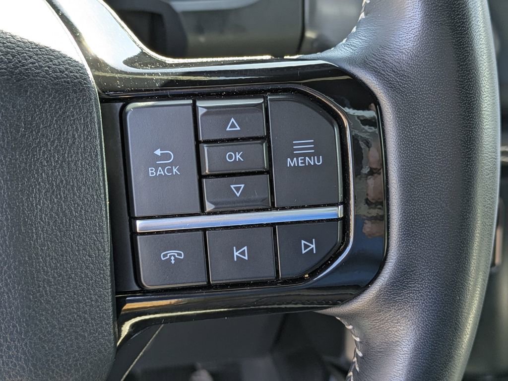 Used 2023 Ford F150 Lightning Platinum AWD/4WD image 21