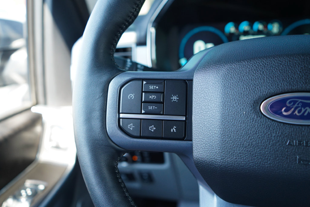 Used 2023 Ford F150 Lariat AWD/4WD image 35