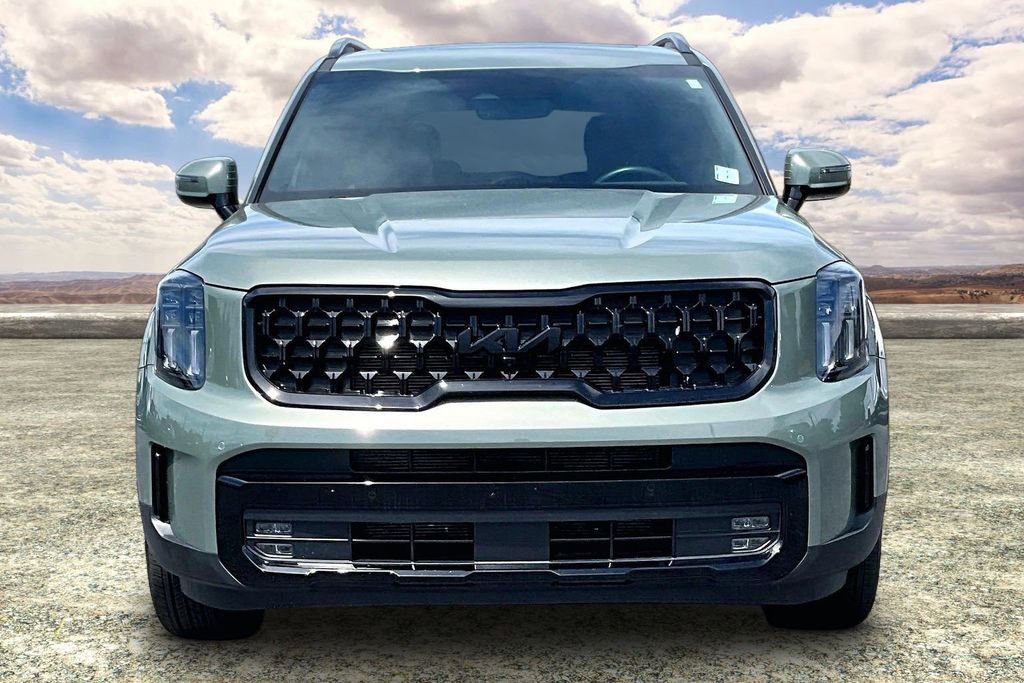 Used 2025 Kia Telluride SX X-Line AWD/4WD image 2