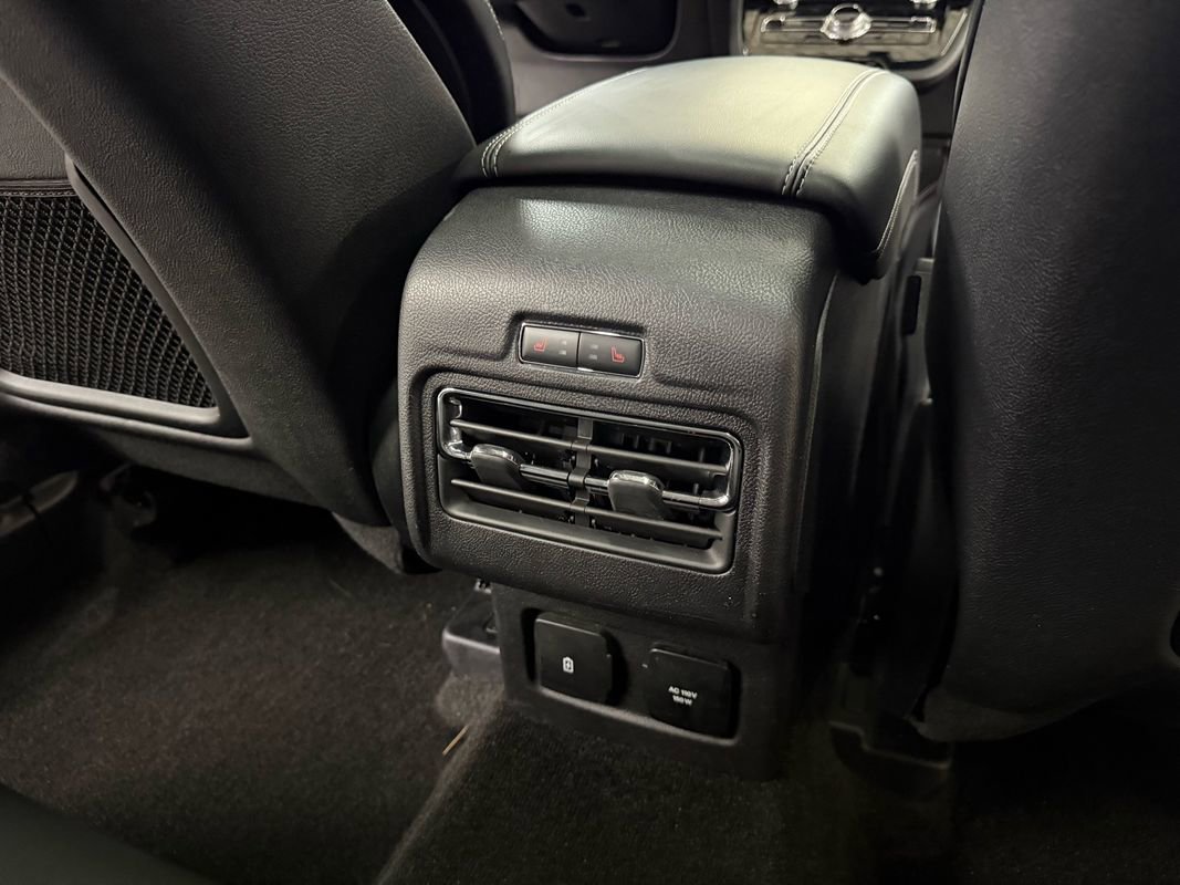 Used 2020 Lincoln Corsair Reserve w/ Equipment Group 201A image 26