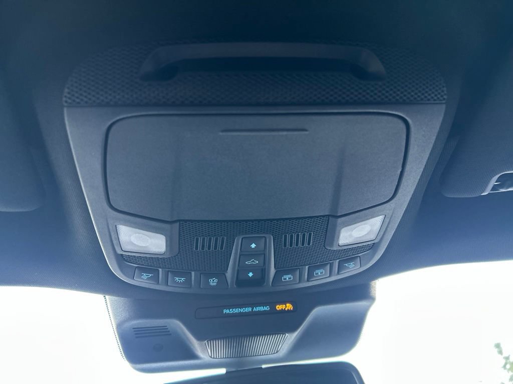 Used 2023 Ford Expedition Limited AWD/4WD image 34