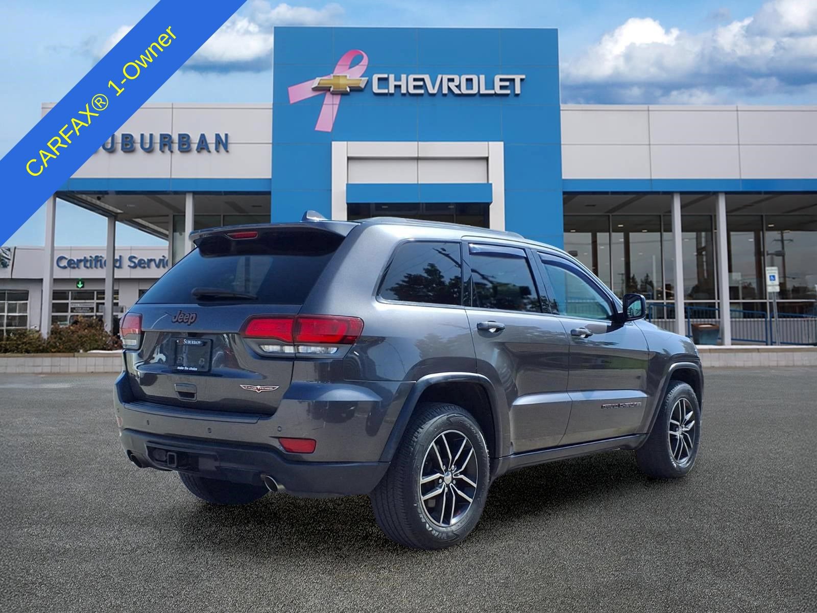 Used 2017 Jeep Grand Cherokee Trailhawk AWD/4WD image 6