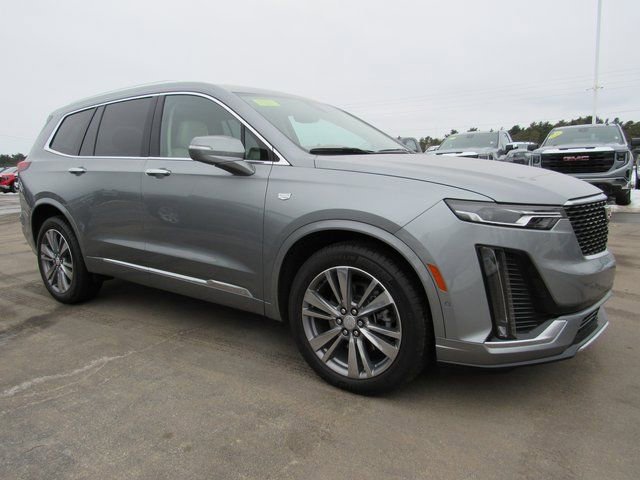 Used 2024 Cadillac XT6 Premium Luxury w/ Technology Package image 6