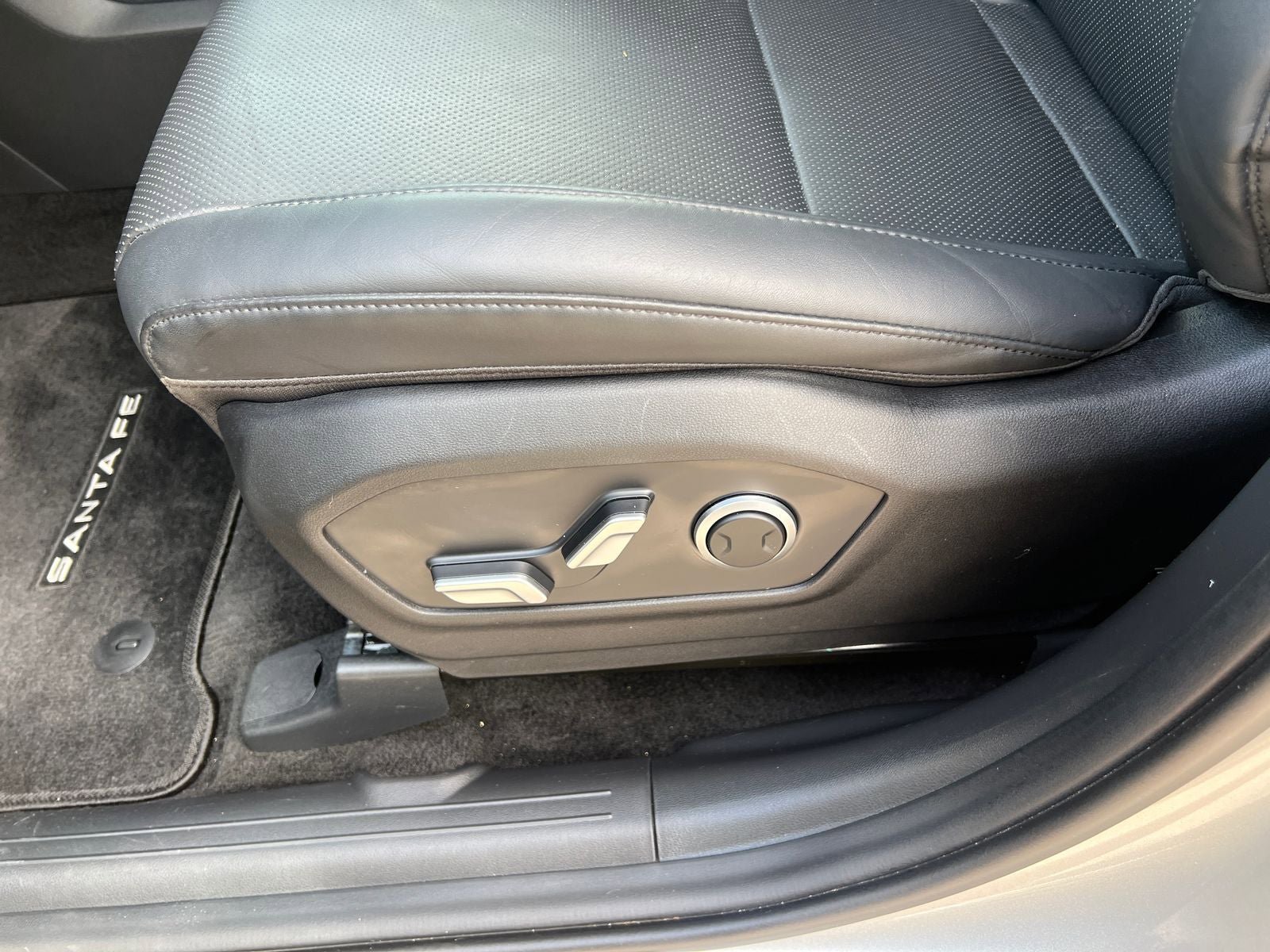 Used 2024 Hyundai Santa Fe XRT AWD/4WD image 30