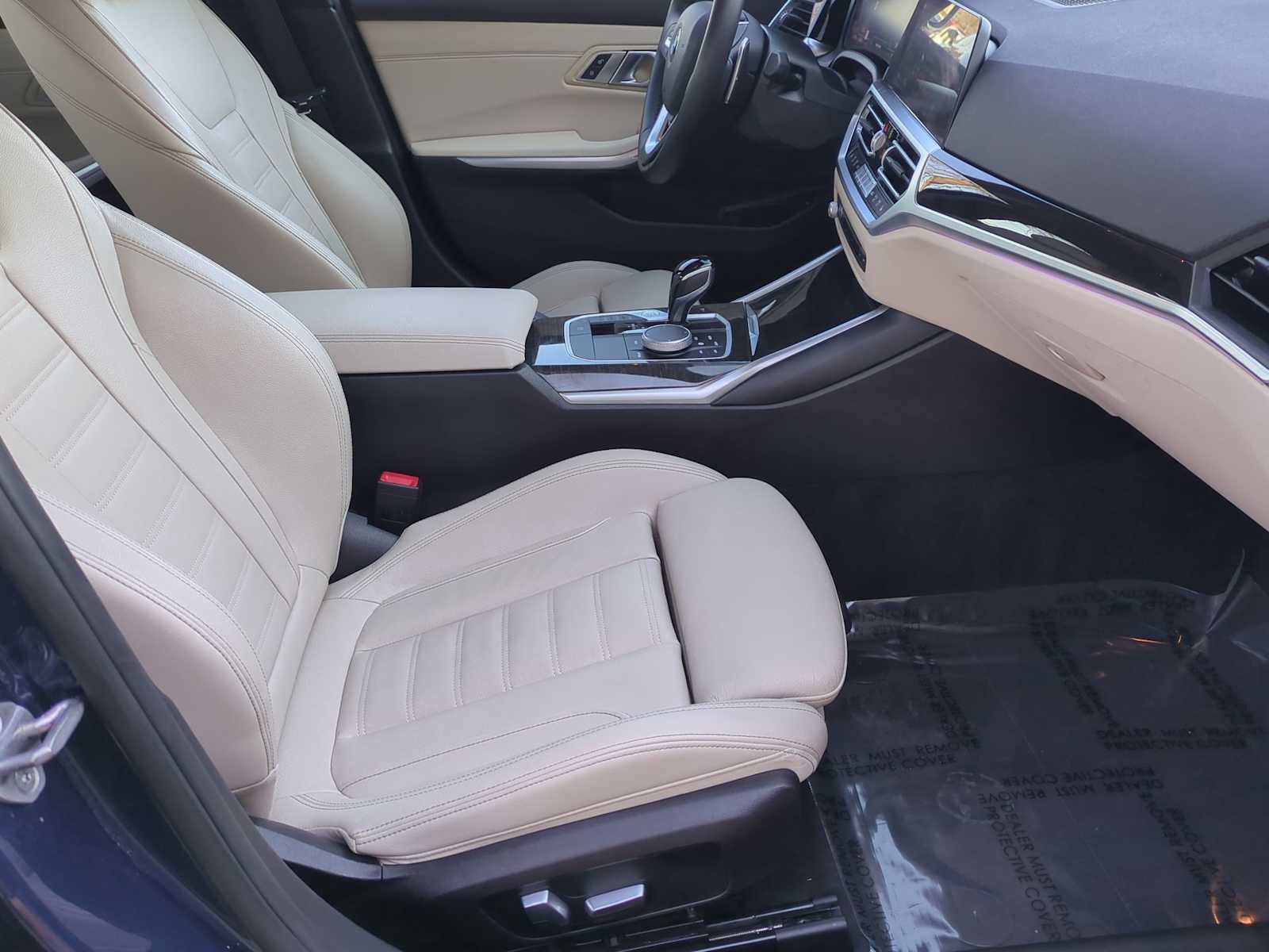 Certified 2022 BMW 330i xDrive Sedan w/ Premium Package 2 image 23