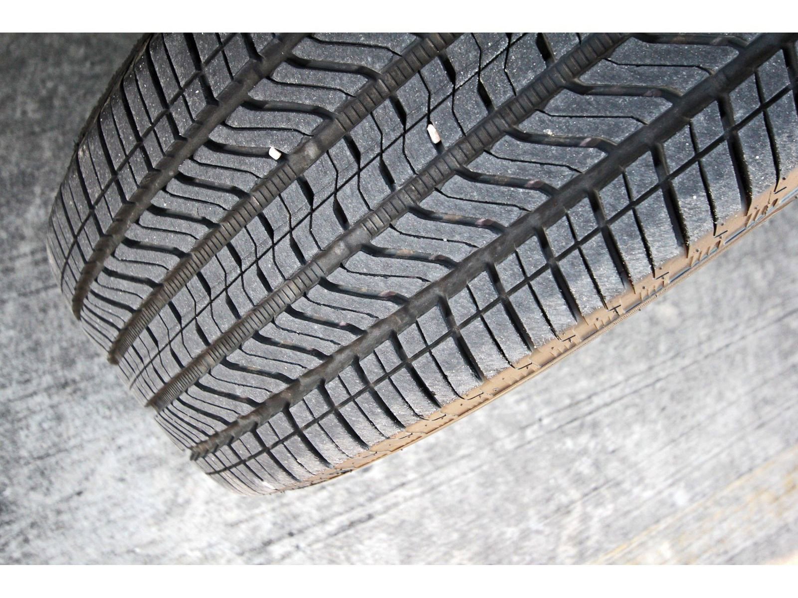 Used 2025 Chevrolet Silverado 1500 LT image 30