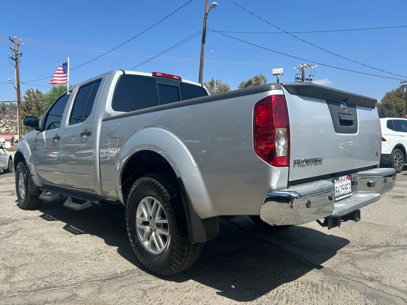 Used 2019 Nissan Frontier SV image 6