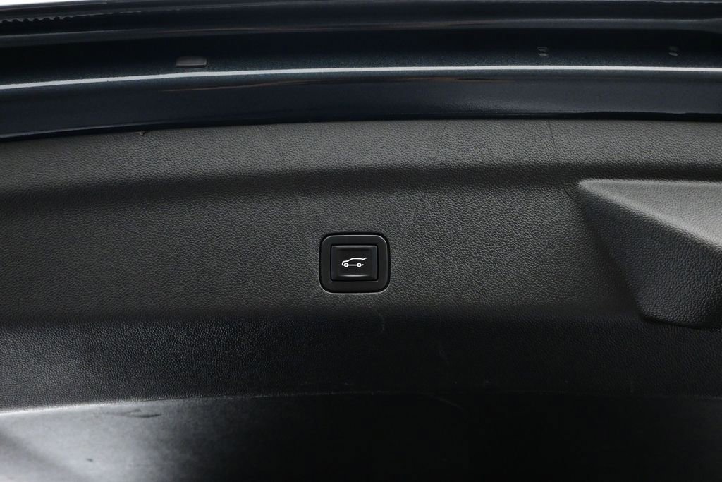 Used 2021 GMC Yukon Denali AWD/4WD image 34