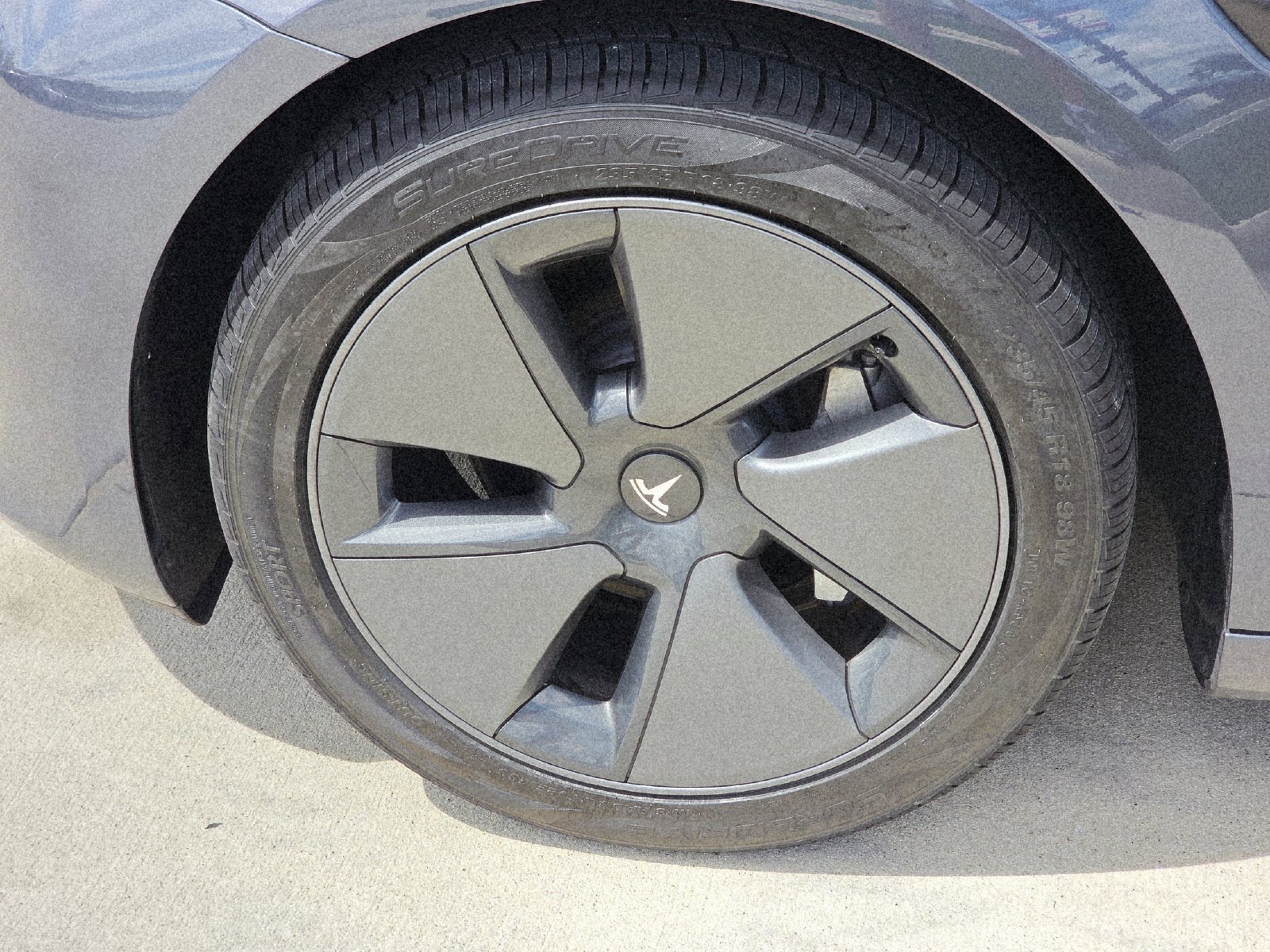 Used 2023 Tesla Model 3 Standard Range RWD image 9