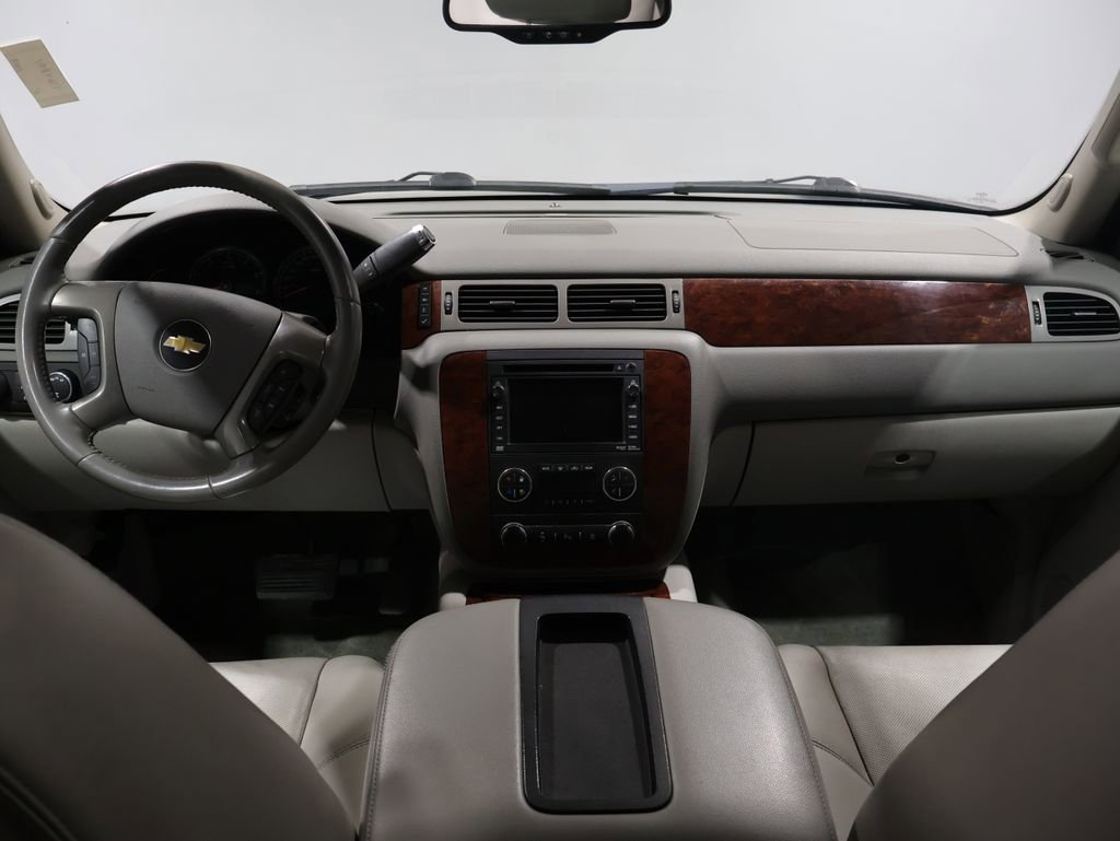 Used 2011 Chevrolet Tahoe LTZ image 17