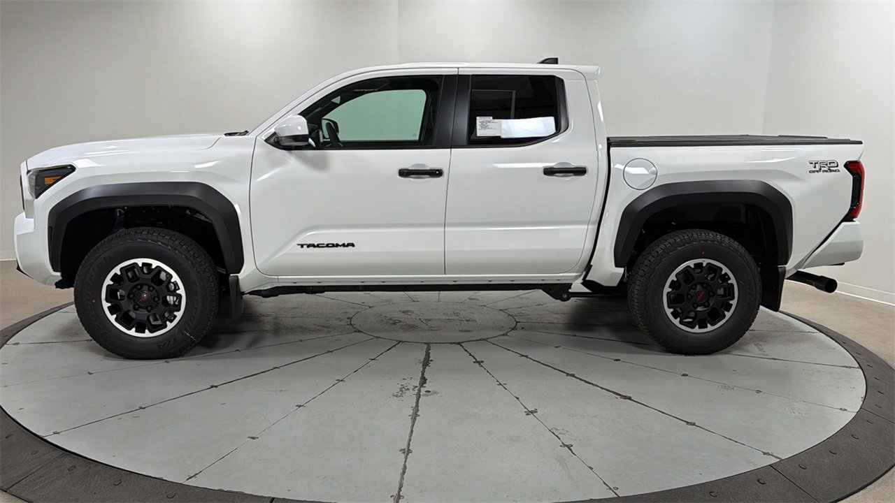 New 2026 Toyota Tacoma TRD Off-Road image 8