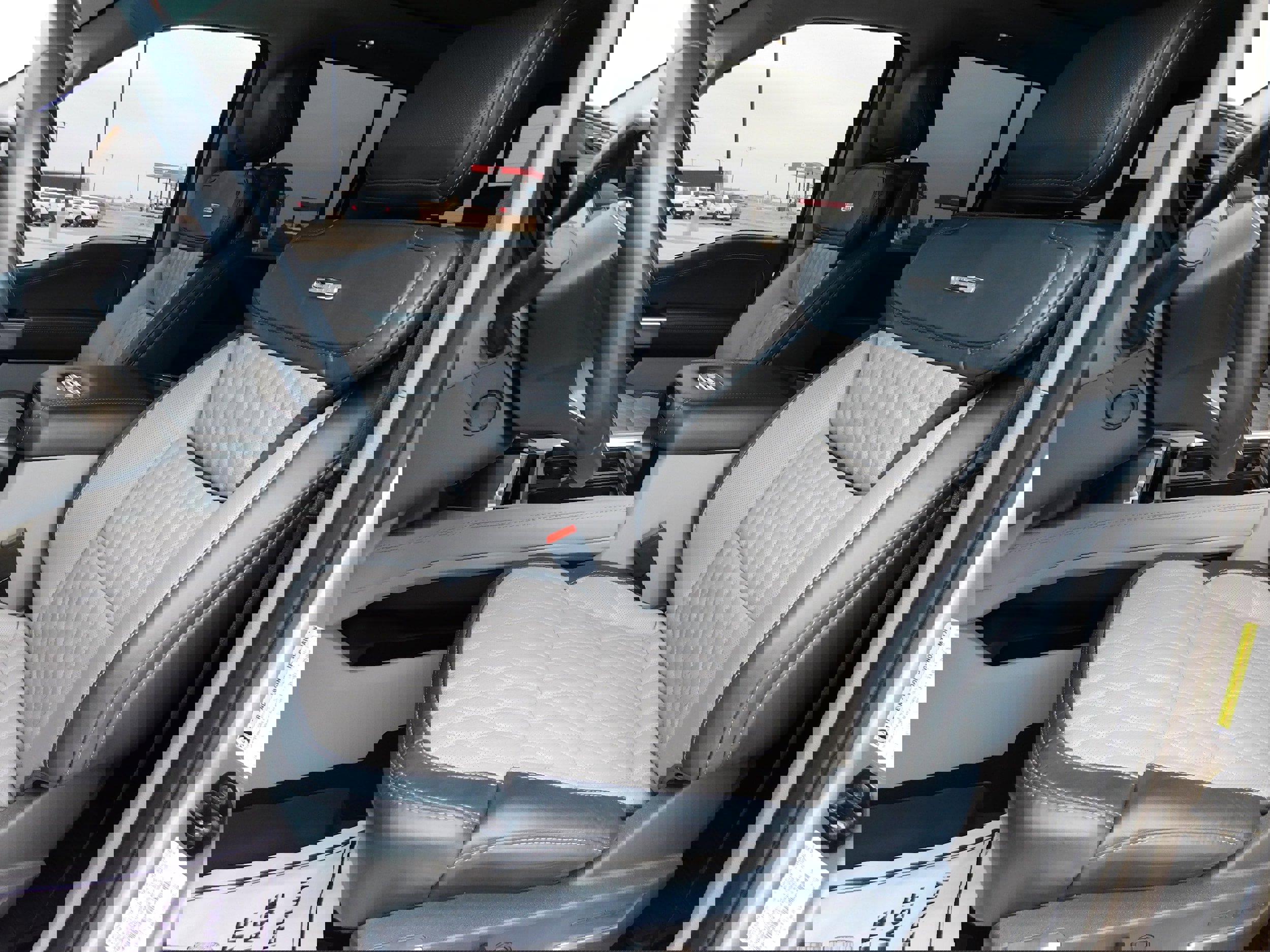 Used 2023 Ford F250 Limited w/ FX4 Off-Road Package image 17