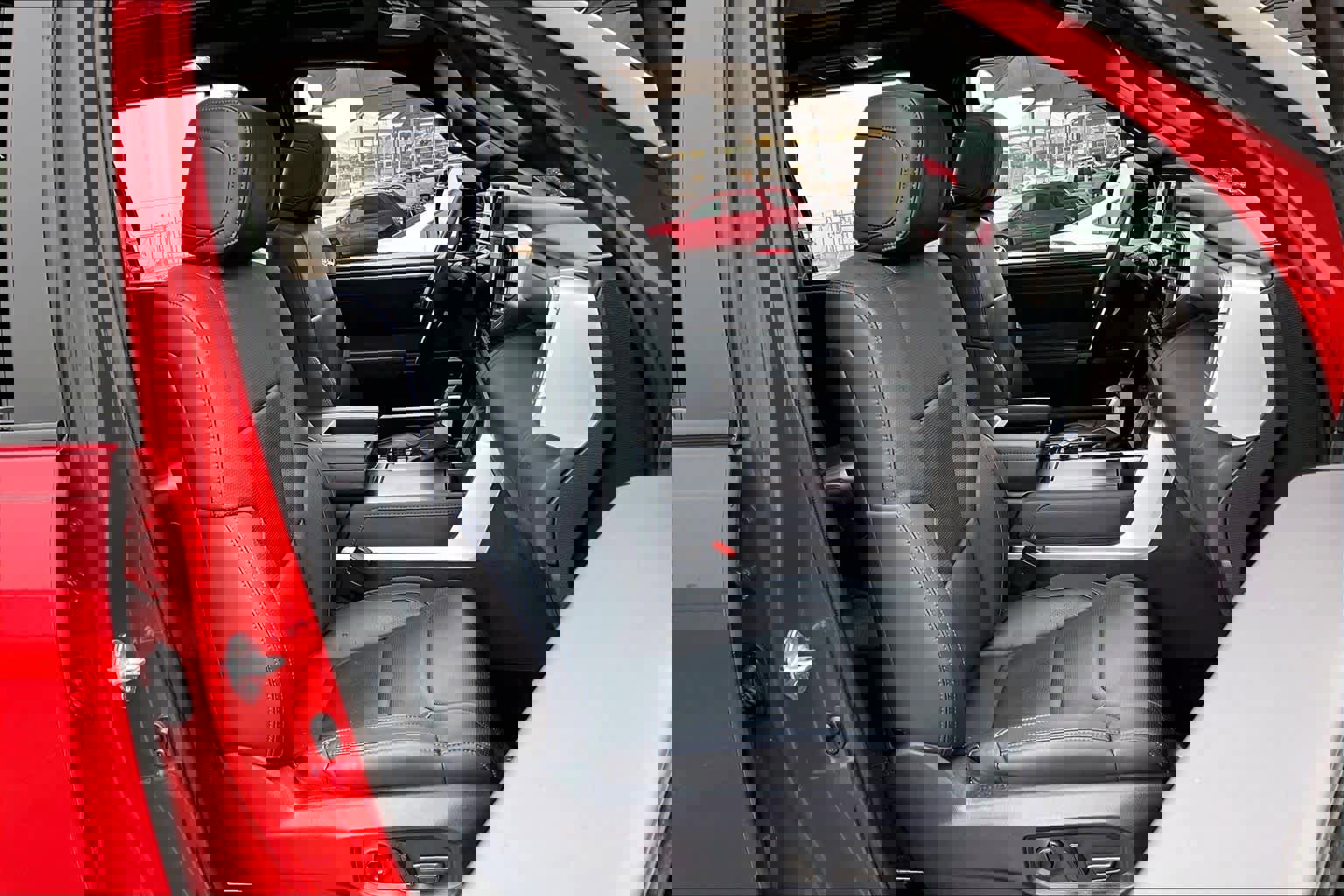 Used 2025 Toyota Sequoia Platinum image 9