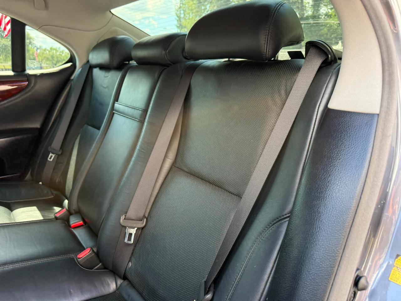 Used 2012 Lexus LS 460 AWD w/ Luxury Value Edition image 24