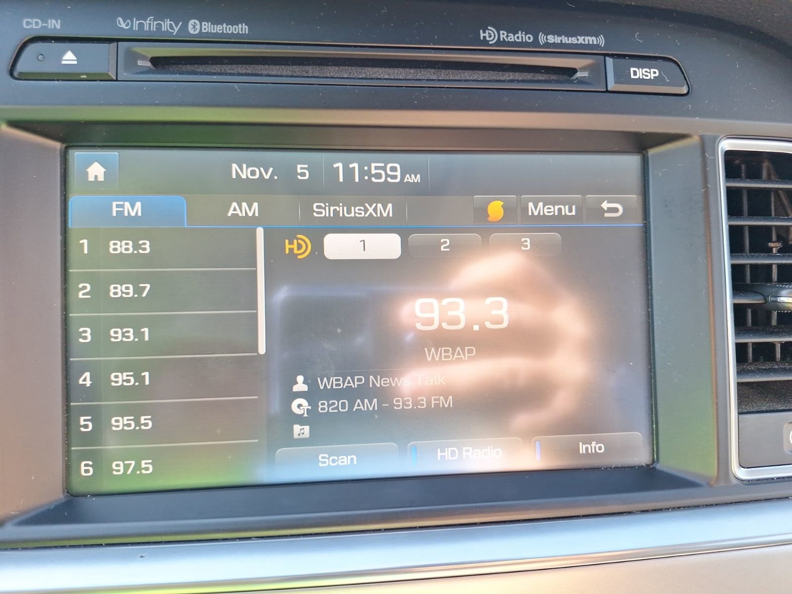 Used 2016 Hyundai Sonata Limited w/ Option Group 05 image 26