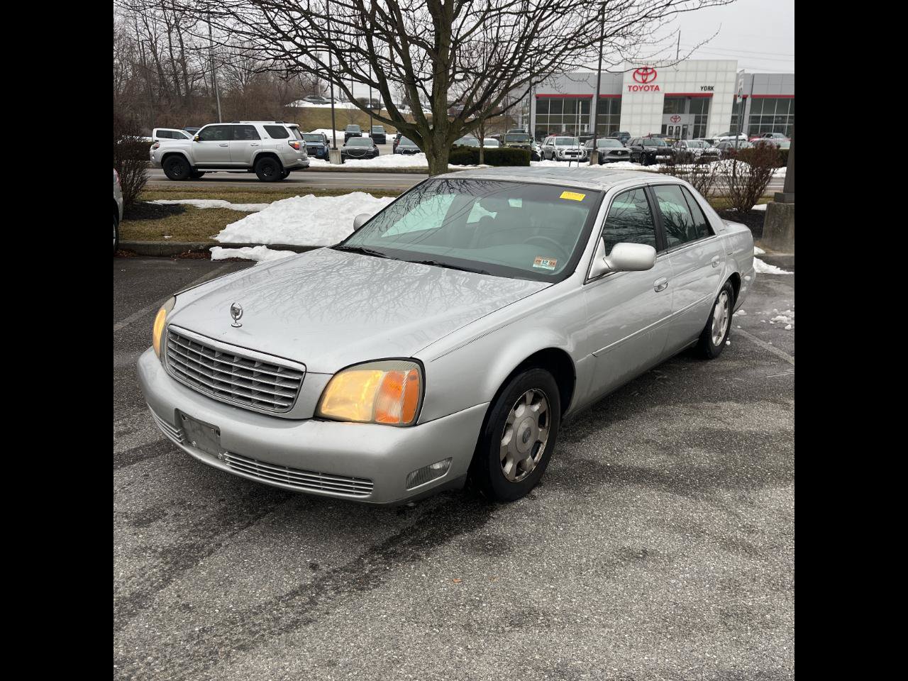 Used 2002 Cadillac De Ville FWD image 1