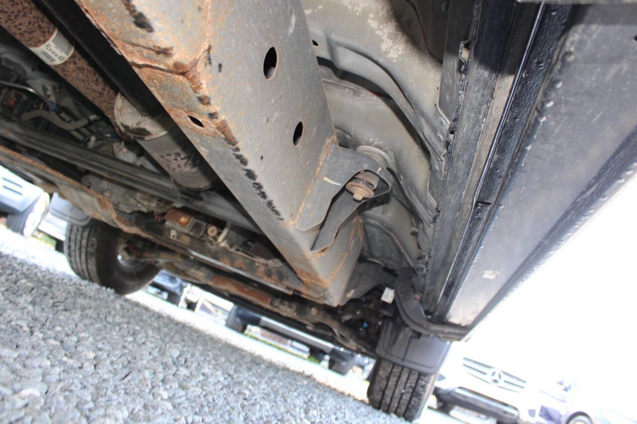 Used 2016 Ford F150 XLT w/ Equipment Group 302A Luxury AWD/4WD image 30