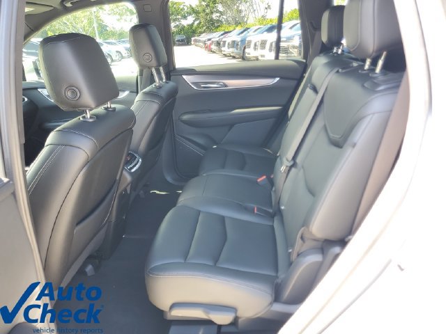 Used 2024 Cadillac XT6 Luxury FWD image 14