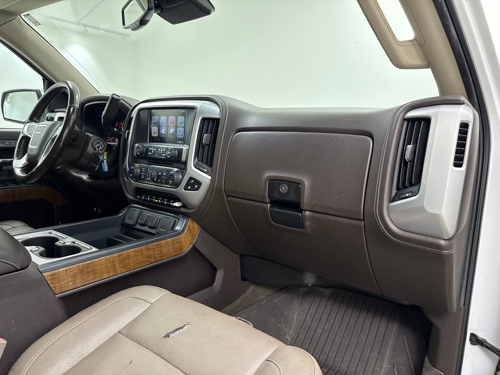 Used 2018 GMC Sierra 1500 SLT AWD/4WD image 33