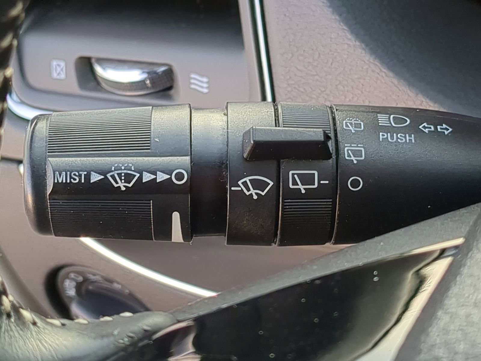 Used 2017 Dodge Grand Caravan SXT image 33