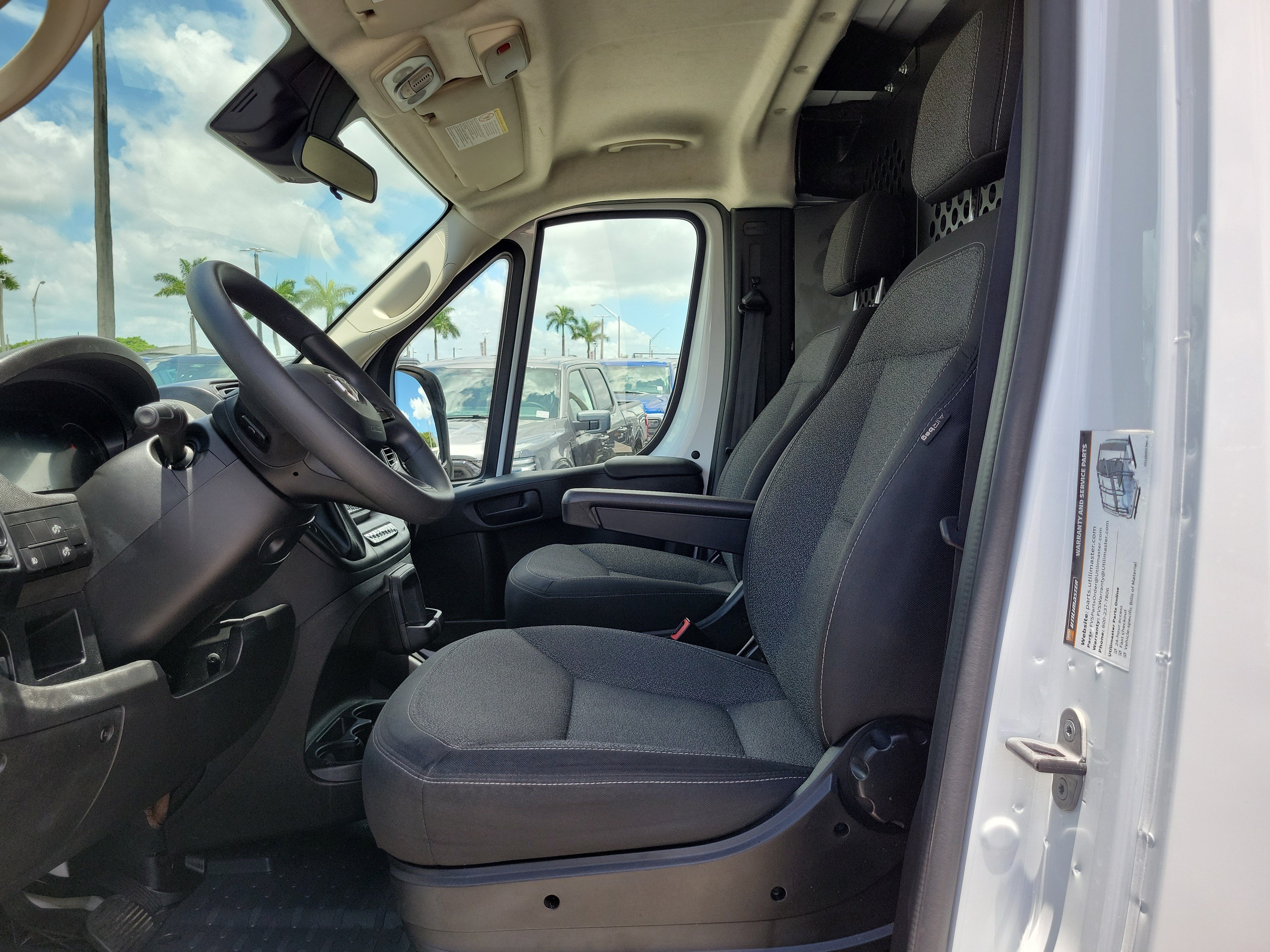 Used 2025 RAM ProMaster 2500 w/ U-Haul Equipment Group FWD image 11