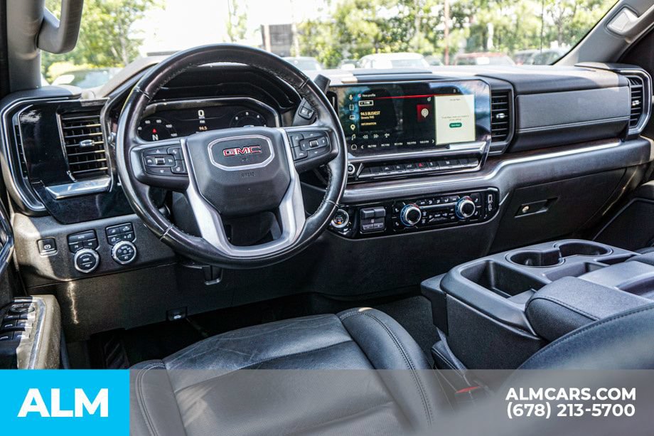 Used 2025 GMC Sierra 1500 SLT AWD/4WD image 26
