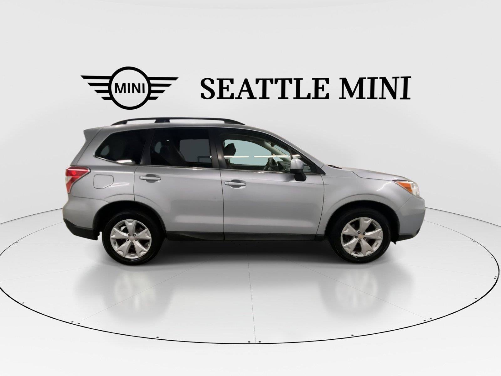 Used 2015 Subaru Forester 2.5i Limited AWD/4WD image 13