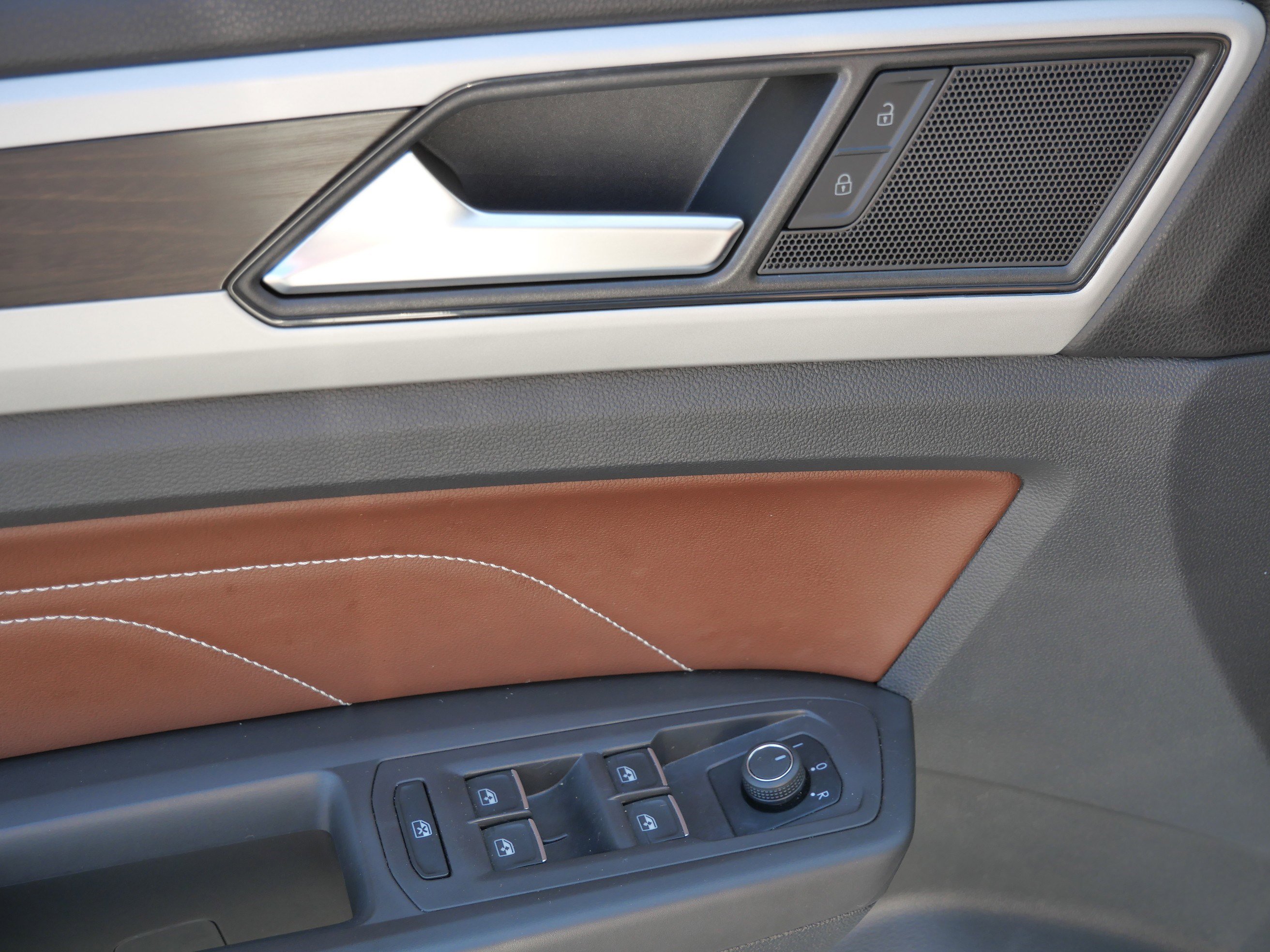 Certified 2022 Volkswagen Atlas SE image 19