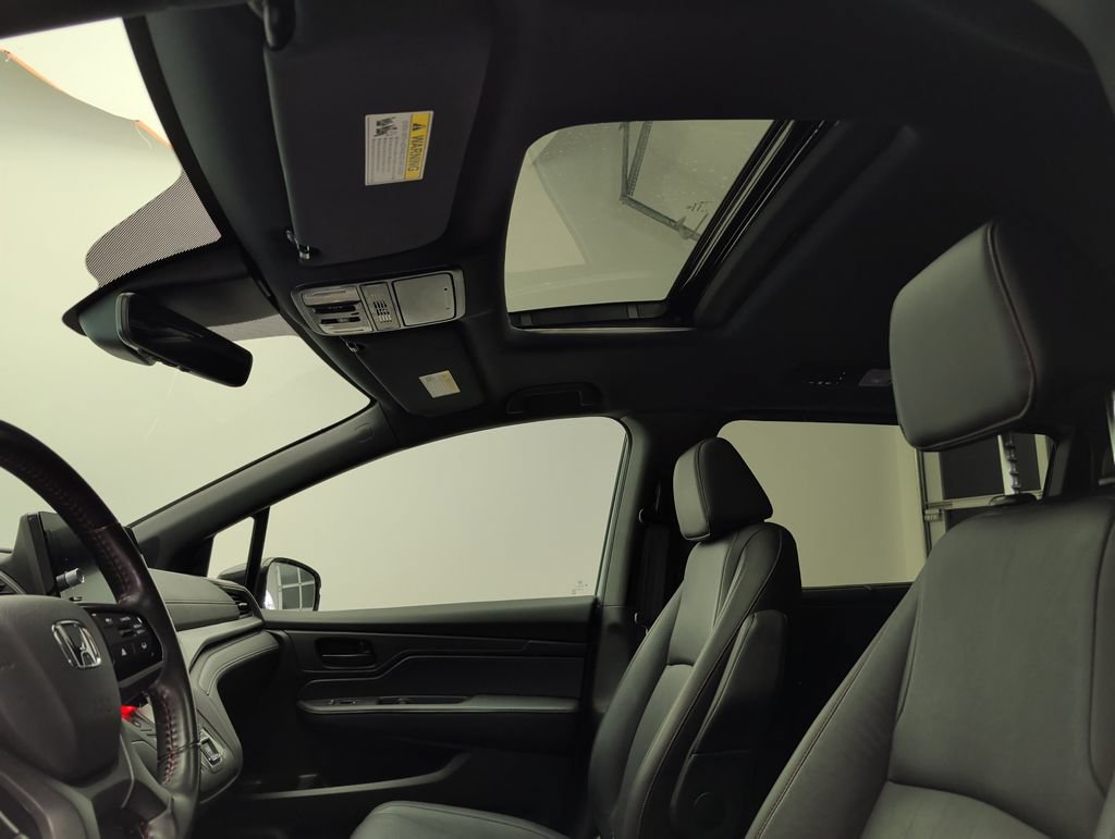 Used 2025 Honda Odyssey Sport-L image 27
