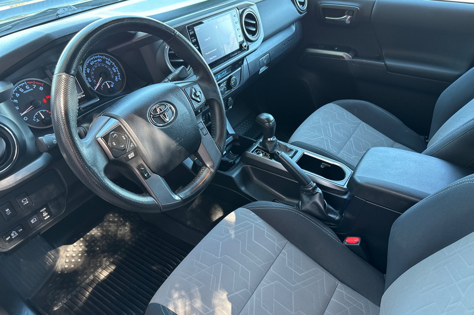 Used 2023 Toyota Tacoma TRD Sport w/ Advanced Technology Package AWD/4WD image 3