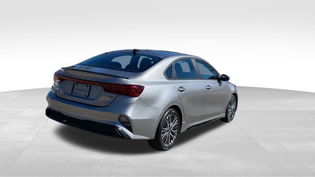 Used 2022 Kia Forte GT-Line w/ GT-Line Technology Package image 9