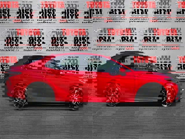 Used 2023 Toyota Camry SE image 2