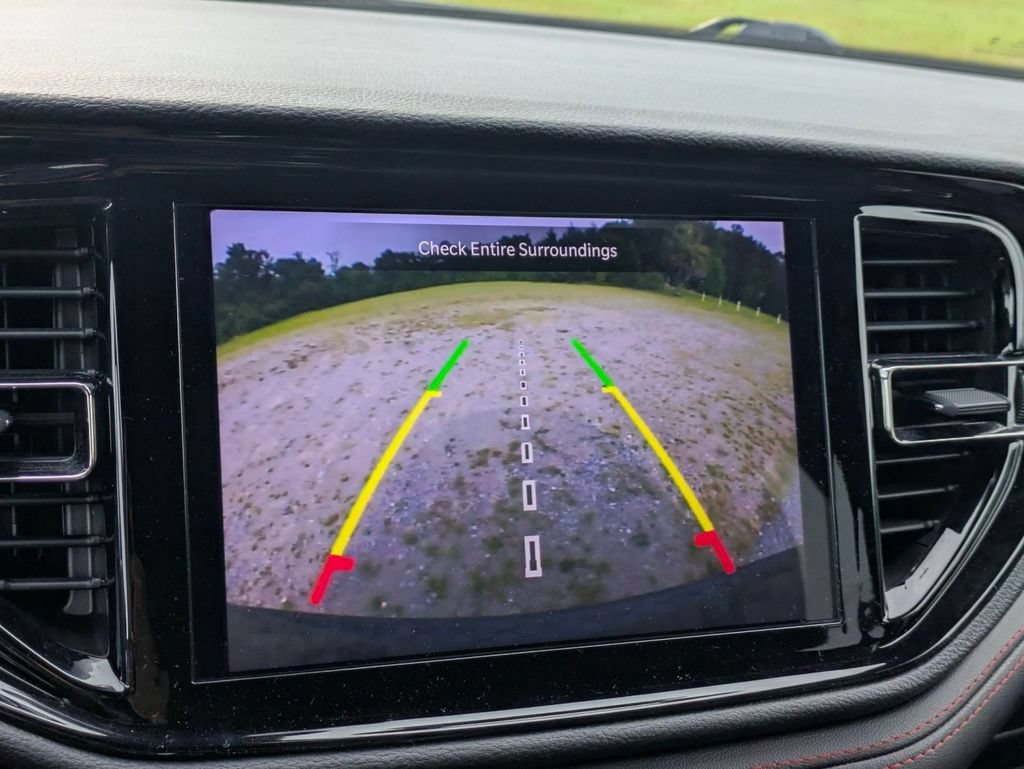 Used 2025 Dodge Durango GT RWD image 23