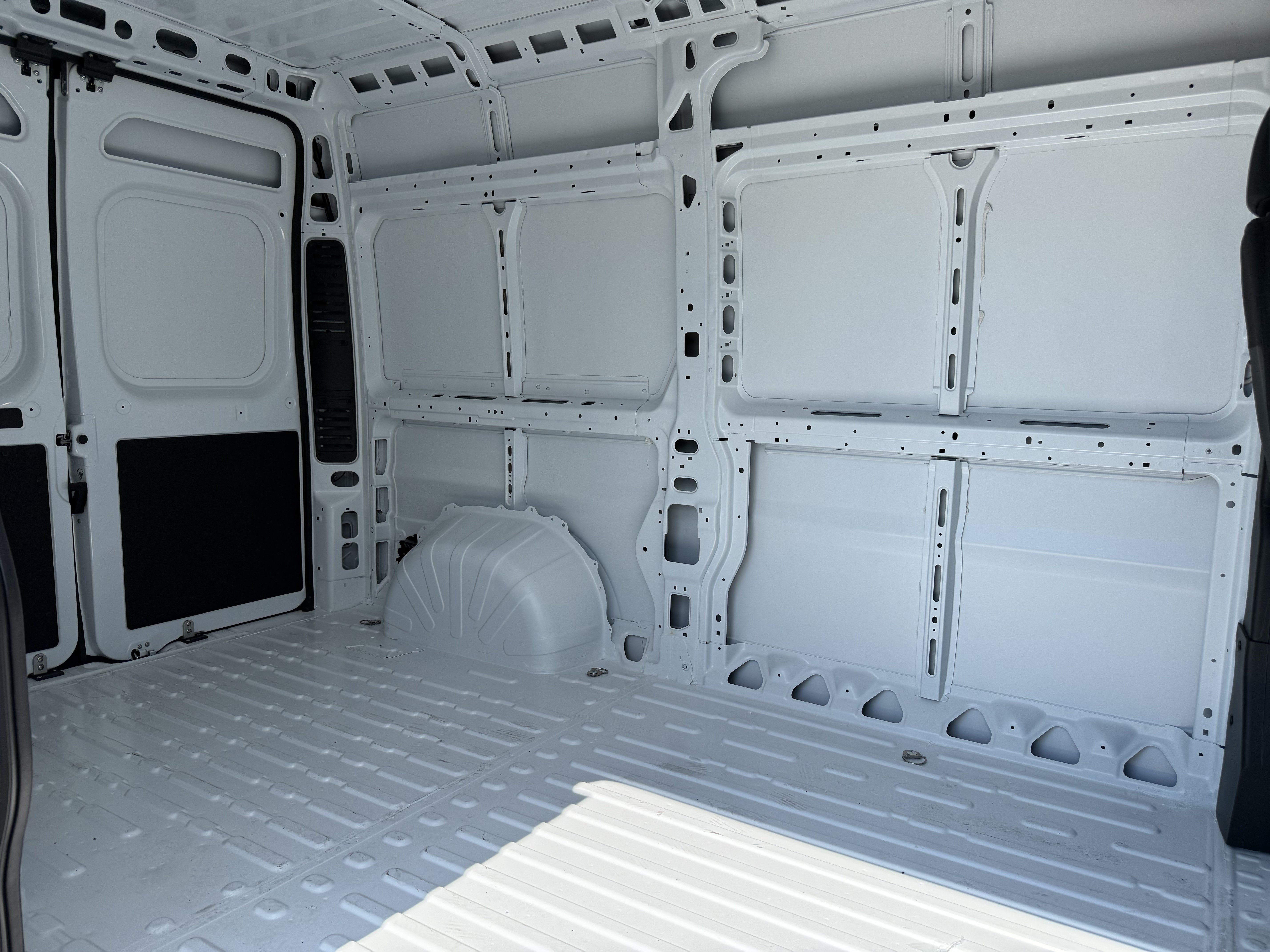 New 2026 RAM ProMaster 1500 w/ Convenience Group FWD image 30