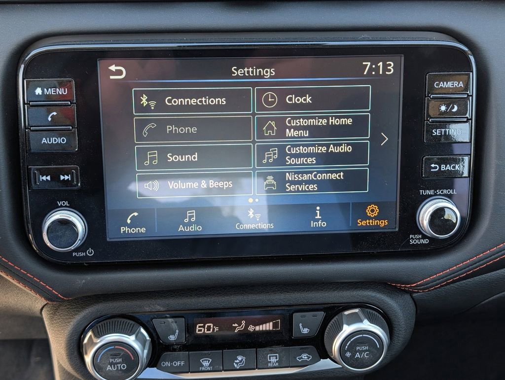 New 2025 Nissan Versa SR w/ Trunk Package image 27
