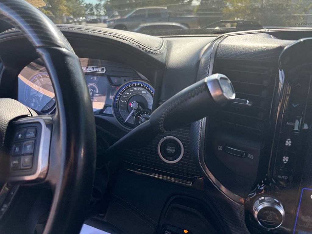 Used 2021 RAM 2500 Limited AWD/4WD image 35