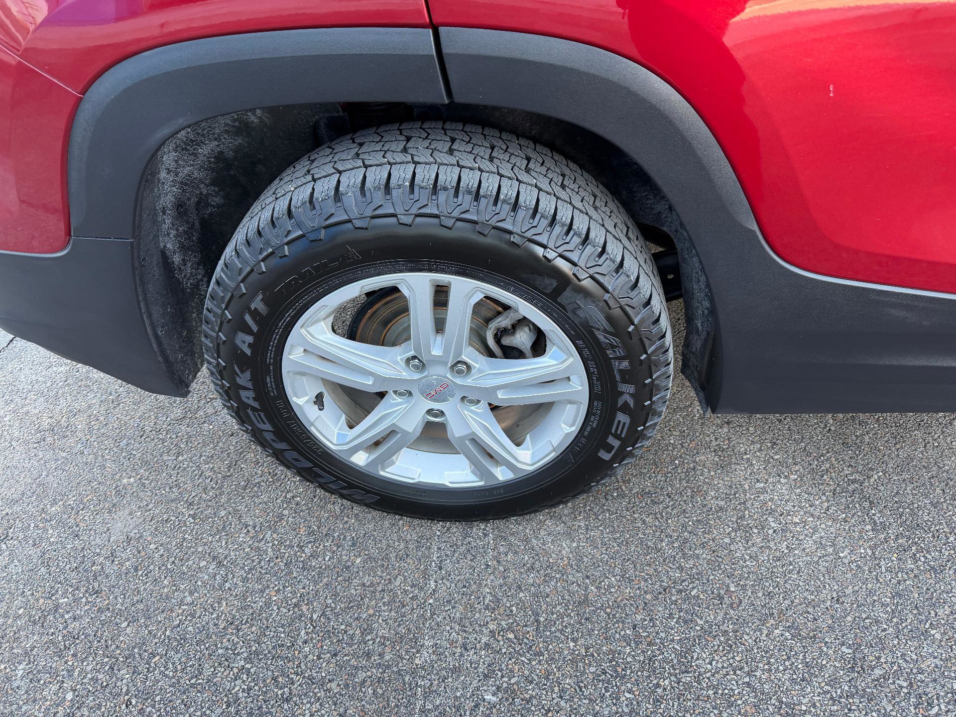 Used 2018 GMC Terrain SLE w/ Driver Convenience Package image 10