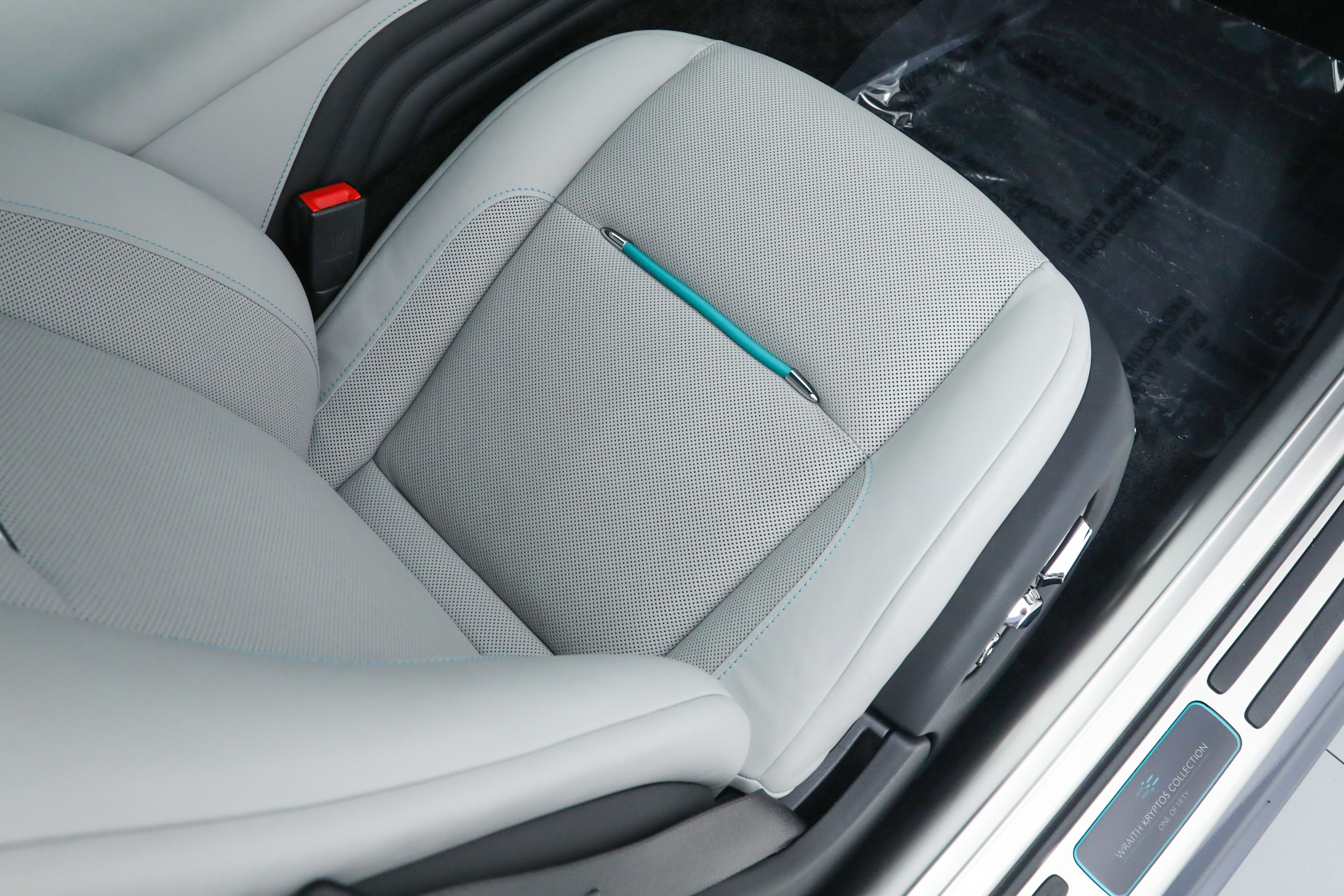 Used 2021 Rolls-Royce Wraith RWD image 20