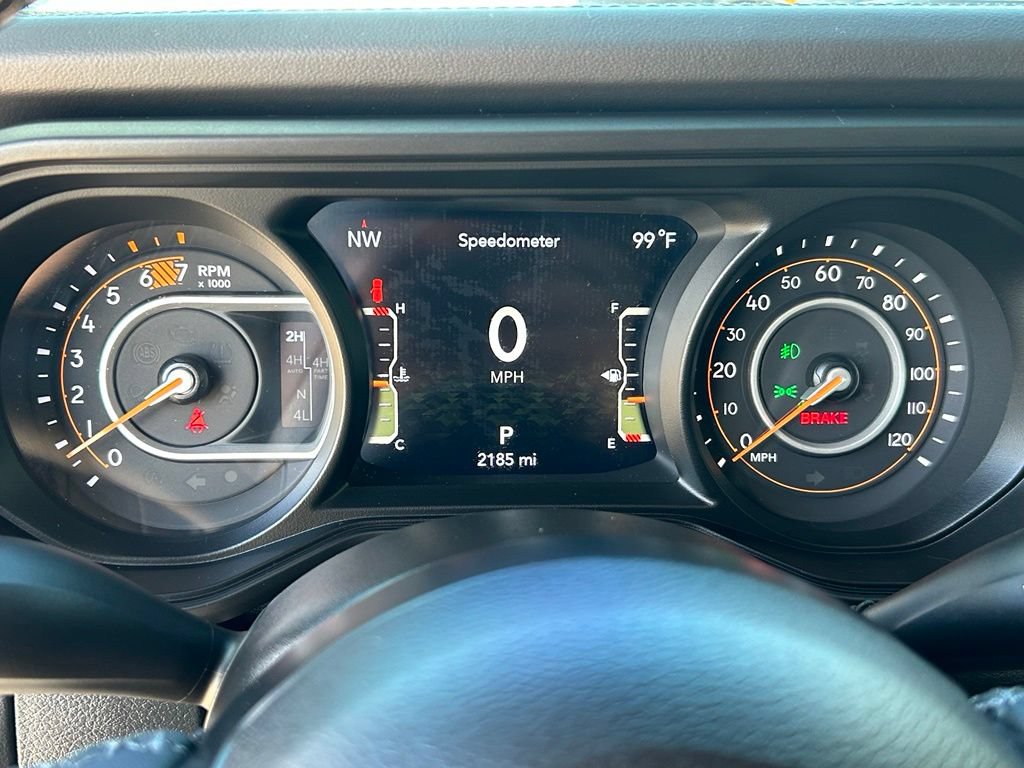 Used 2025 Jeep Wrangler Unlimited Rubicon AWD/4WD image 26