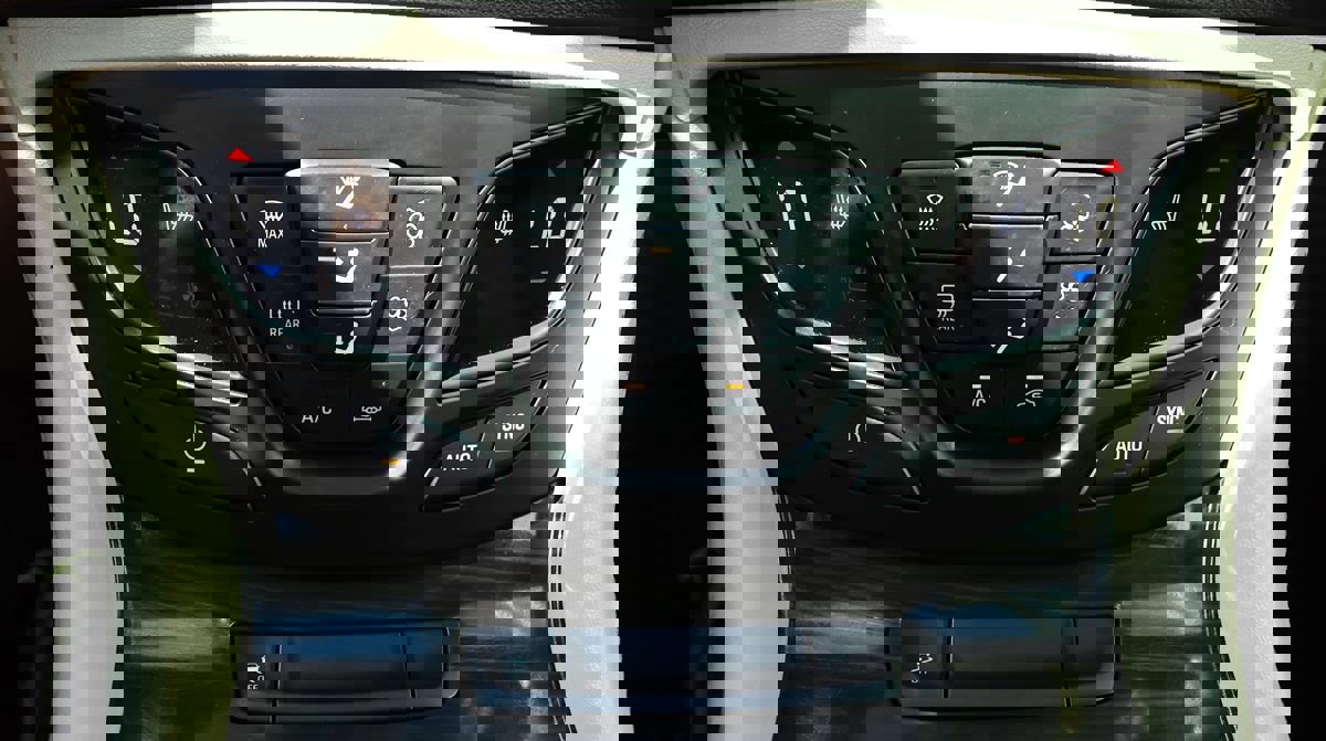 Used 2020 Buick Envision Preferred image 51