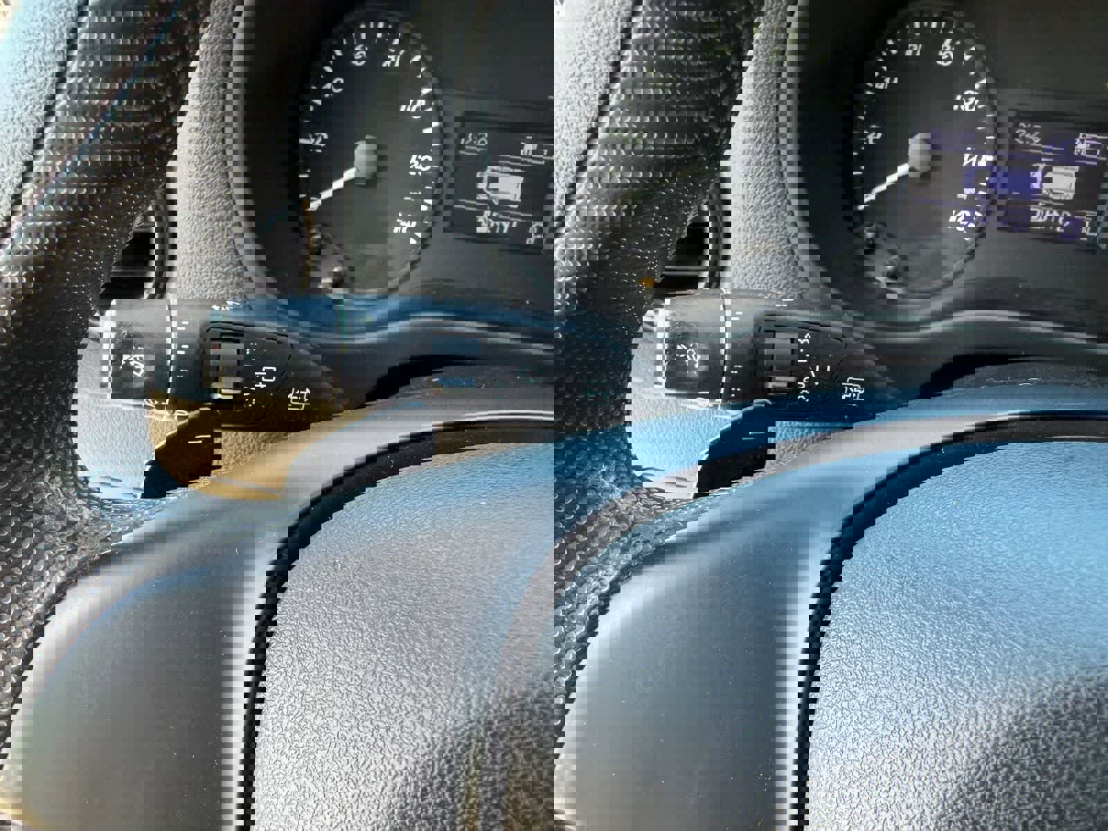 Used 2016 Mercedes-Benz Metris Passenger image 29