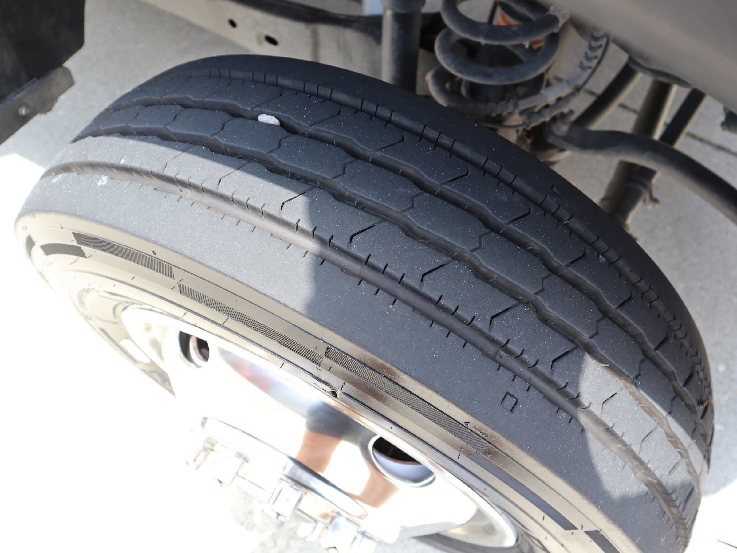 Used 2022 Ford F550 4x4 Crew Cab Super Duty w/ Power Equipment Group image 36