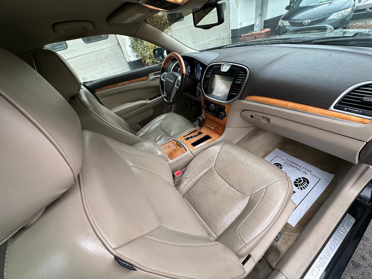 Used 2014 Chrysler 300 C image 46