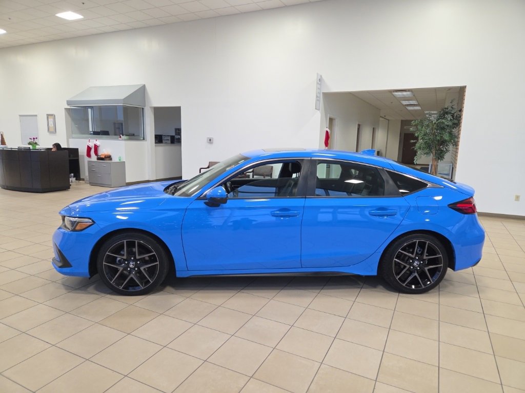 Used 2022 Honda Civic Sport Touring image 1