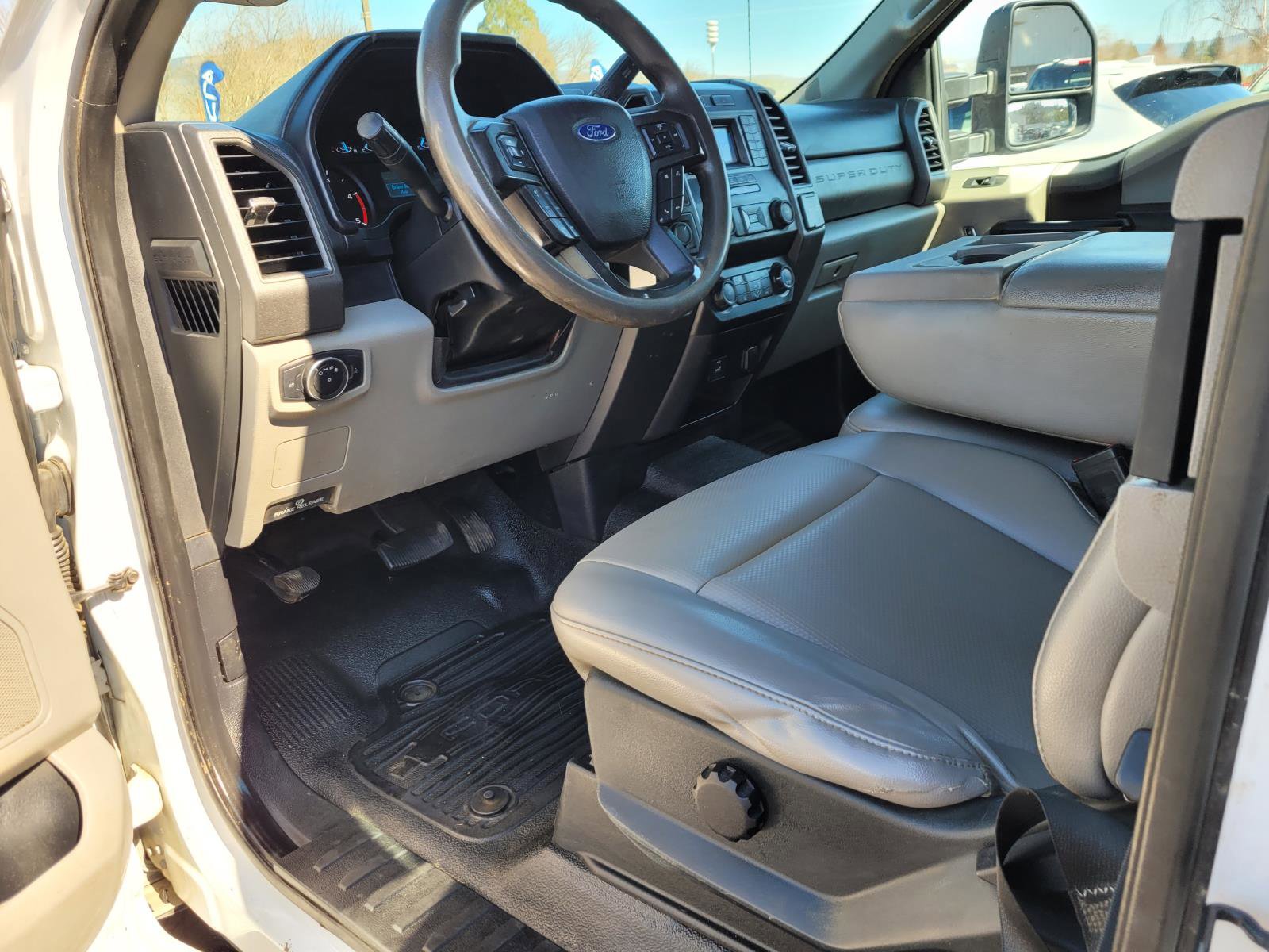 Used 2021 Ford F350 XL w/ Power Equipment Group AWD/4WD image 11