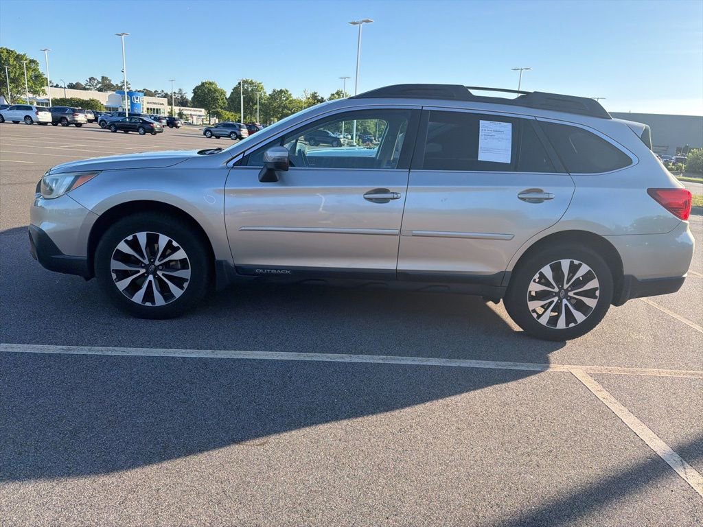 Used 2016 Subaru Outback 2.5i Limited AWD/4WD image 19